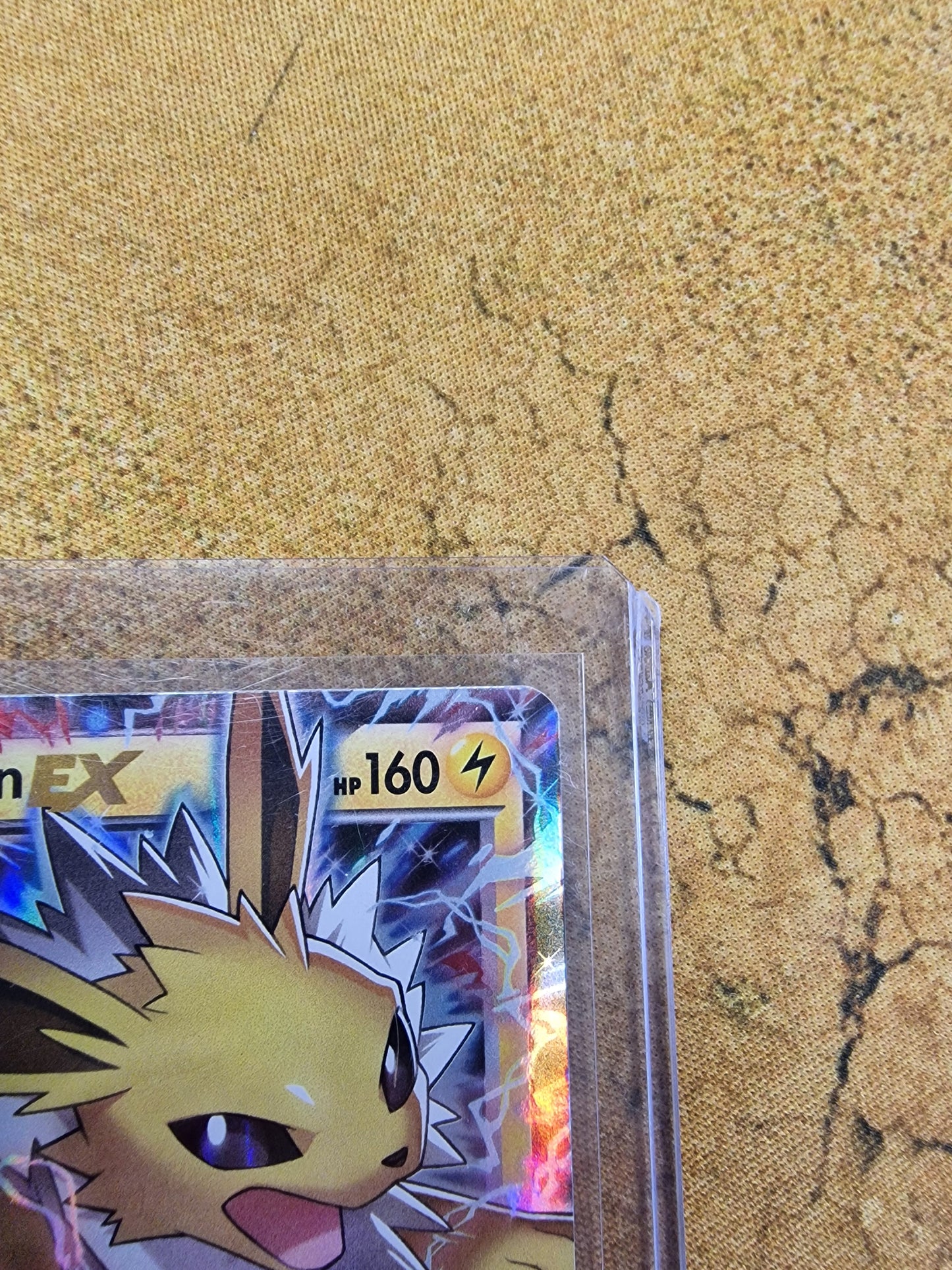 Jolteon EX 28/83 Generations Single Pokémon Card