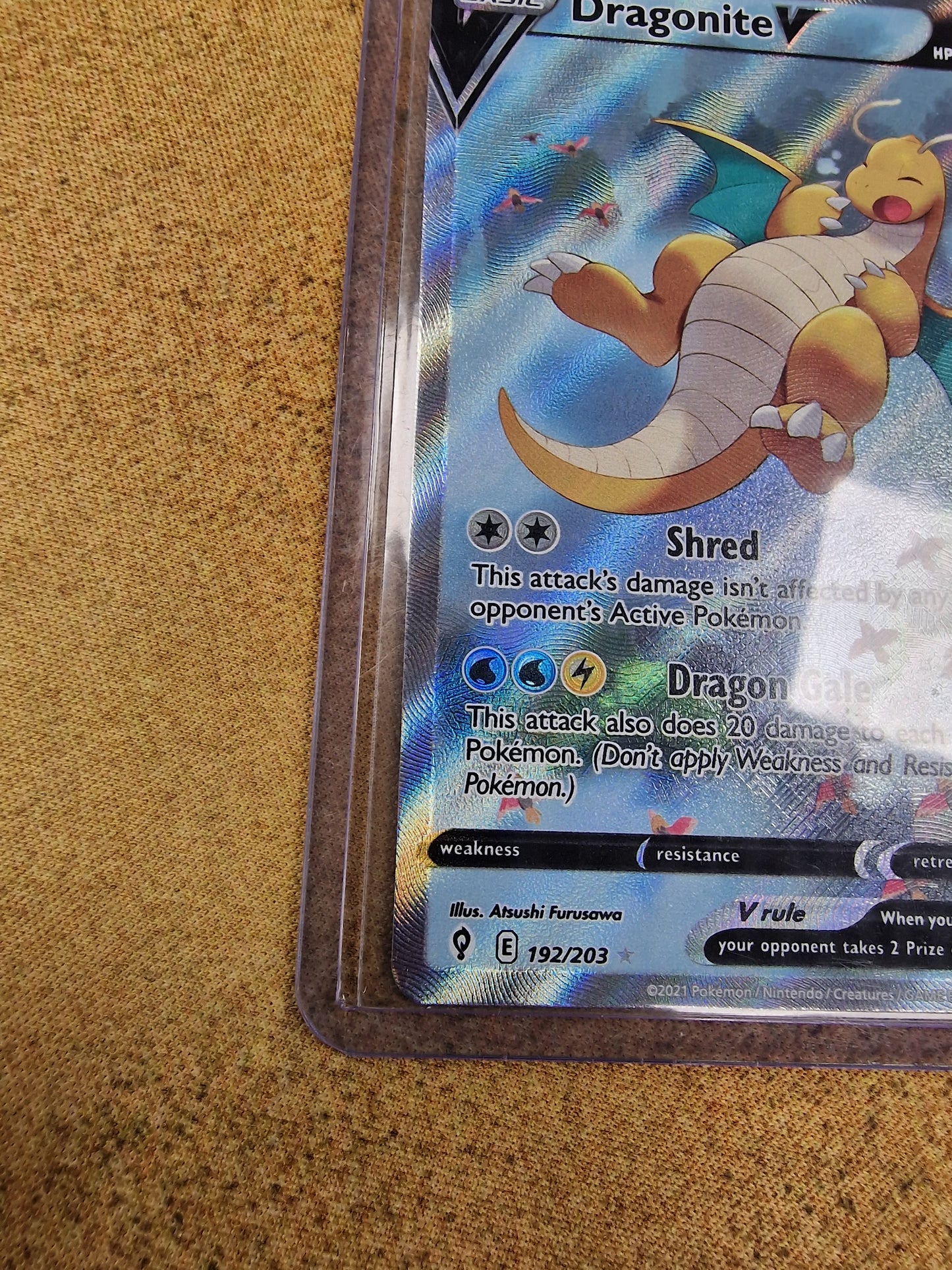 Dragonite V 192/203 Evolving Skies Single Pokémon Card