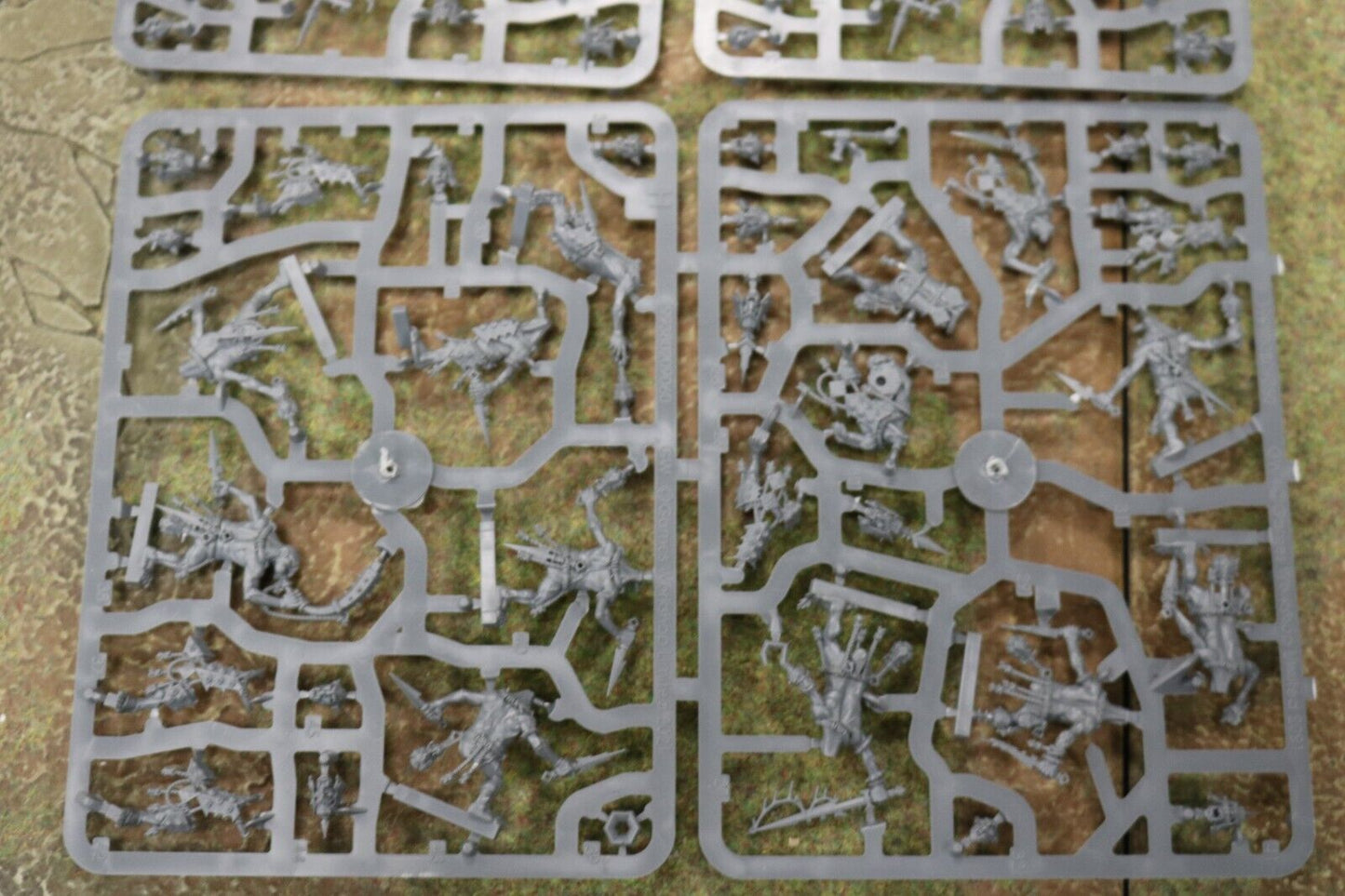 Hobgrot Slittaz On Sprue 328 Orruk Warclans Warhammer 40k Age of Sigmar