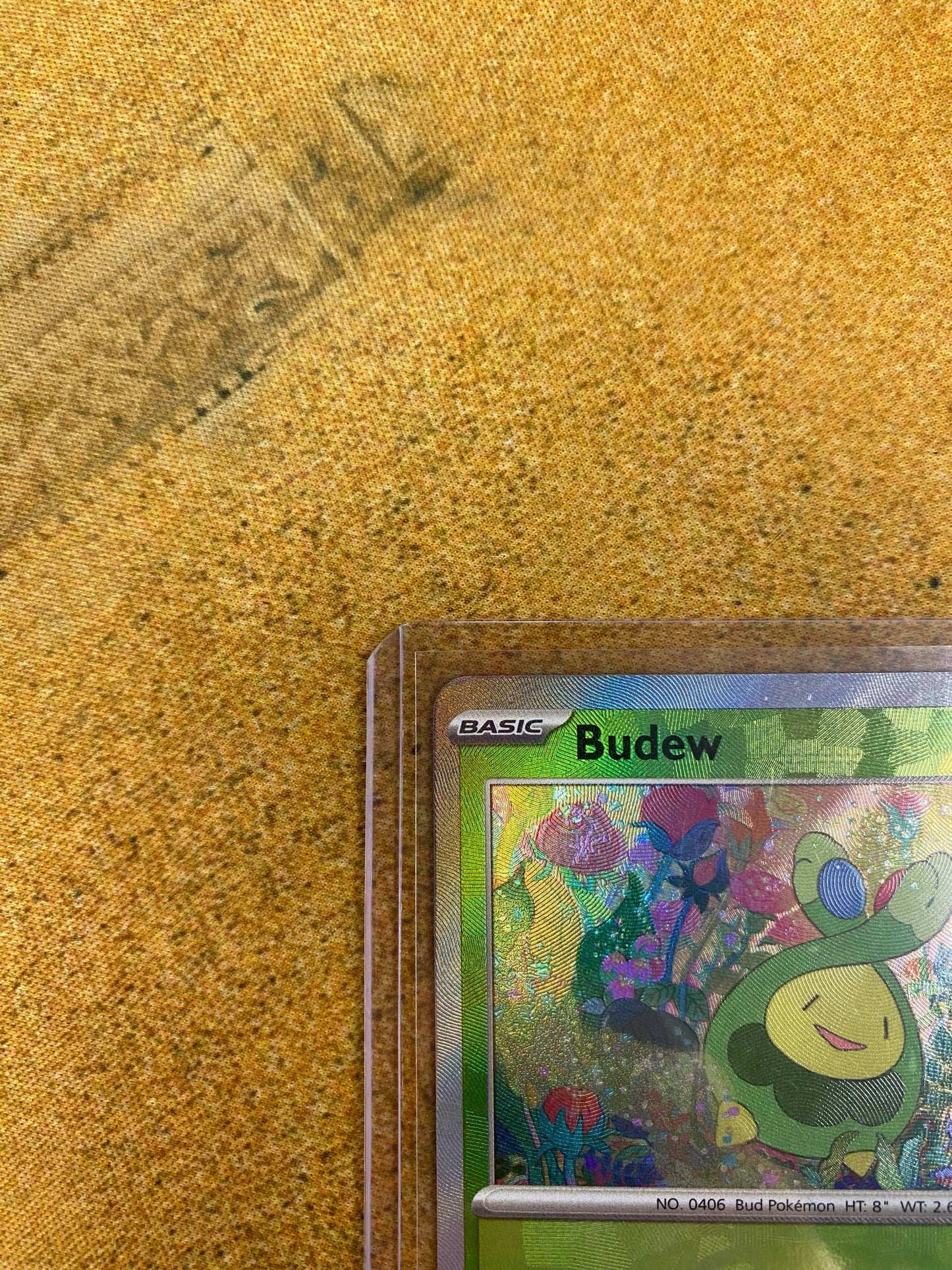 Budew Masterball Reverse Holo 004/131 Prismatic Evolutions Single Pokémon Card
