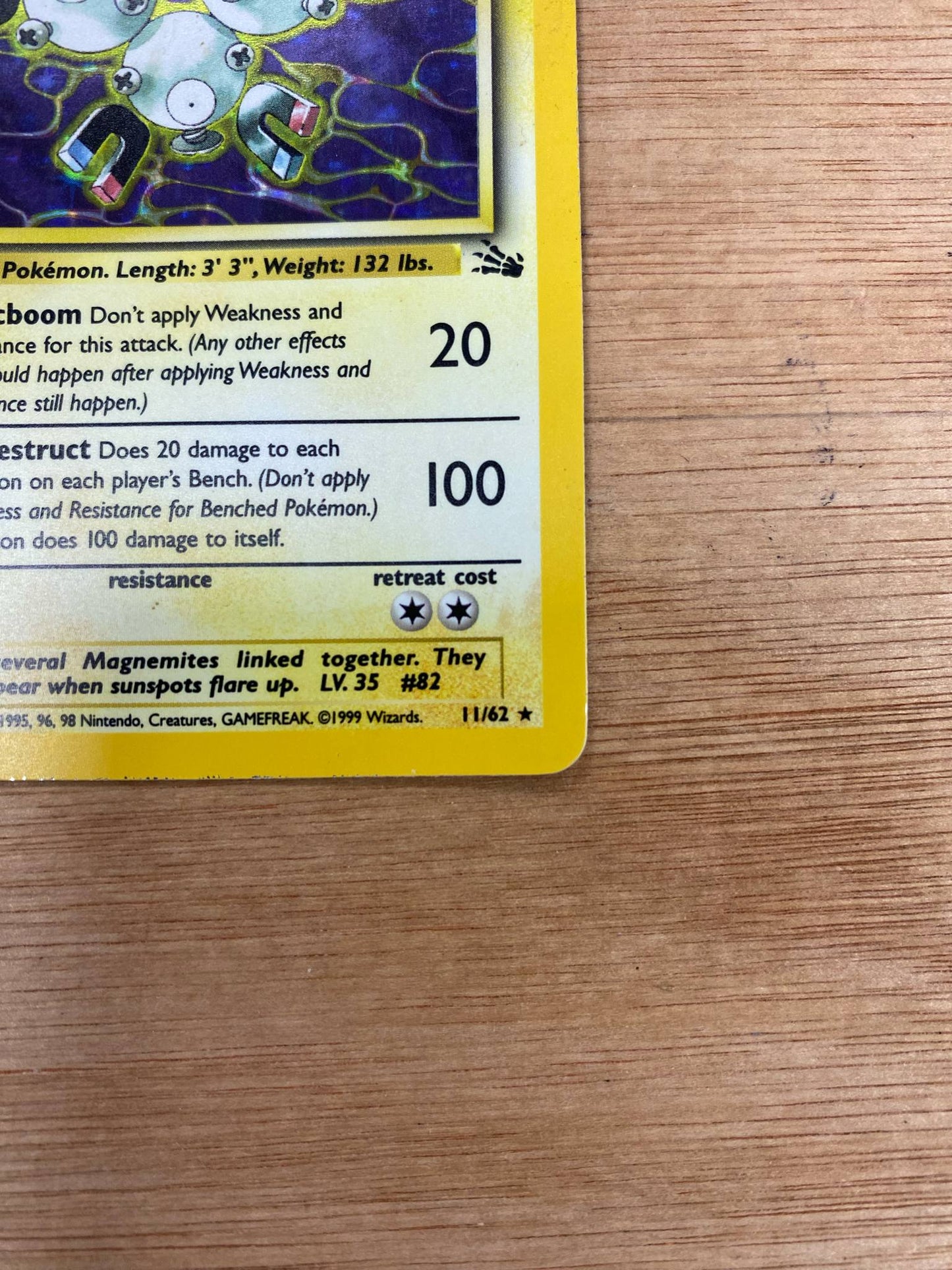 Magneton Holo 11/62 Fossil Single Pokémon Card
