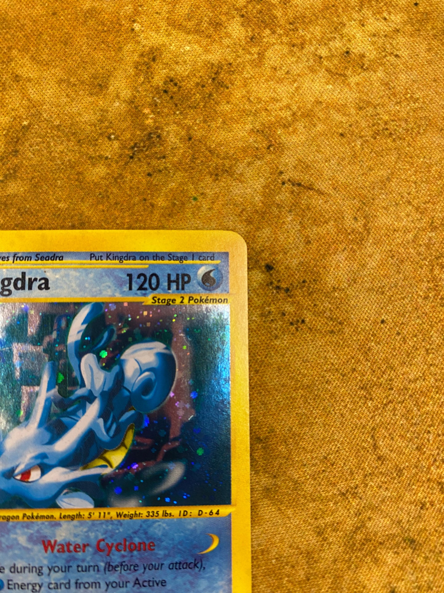 Kingdra Holo H14/H32 Aquapolis Single Pokémon Card