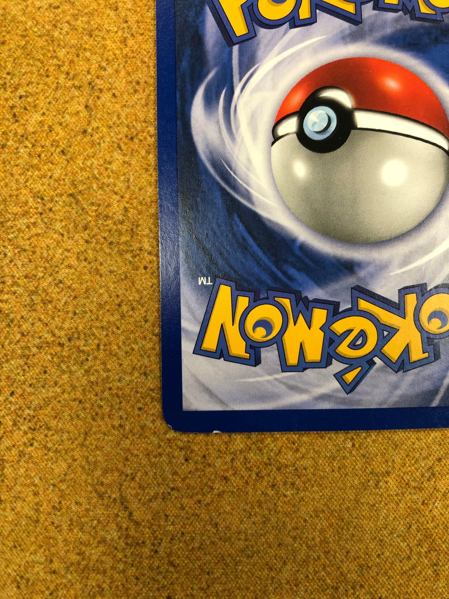 Hitmonchan Holo SWIRL 8/130 Base Set 2 Single Pokémon Card