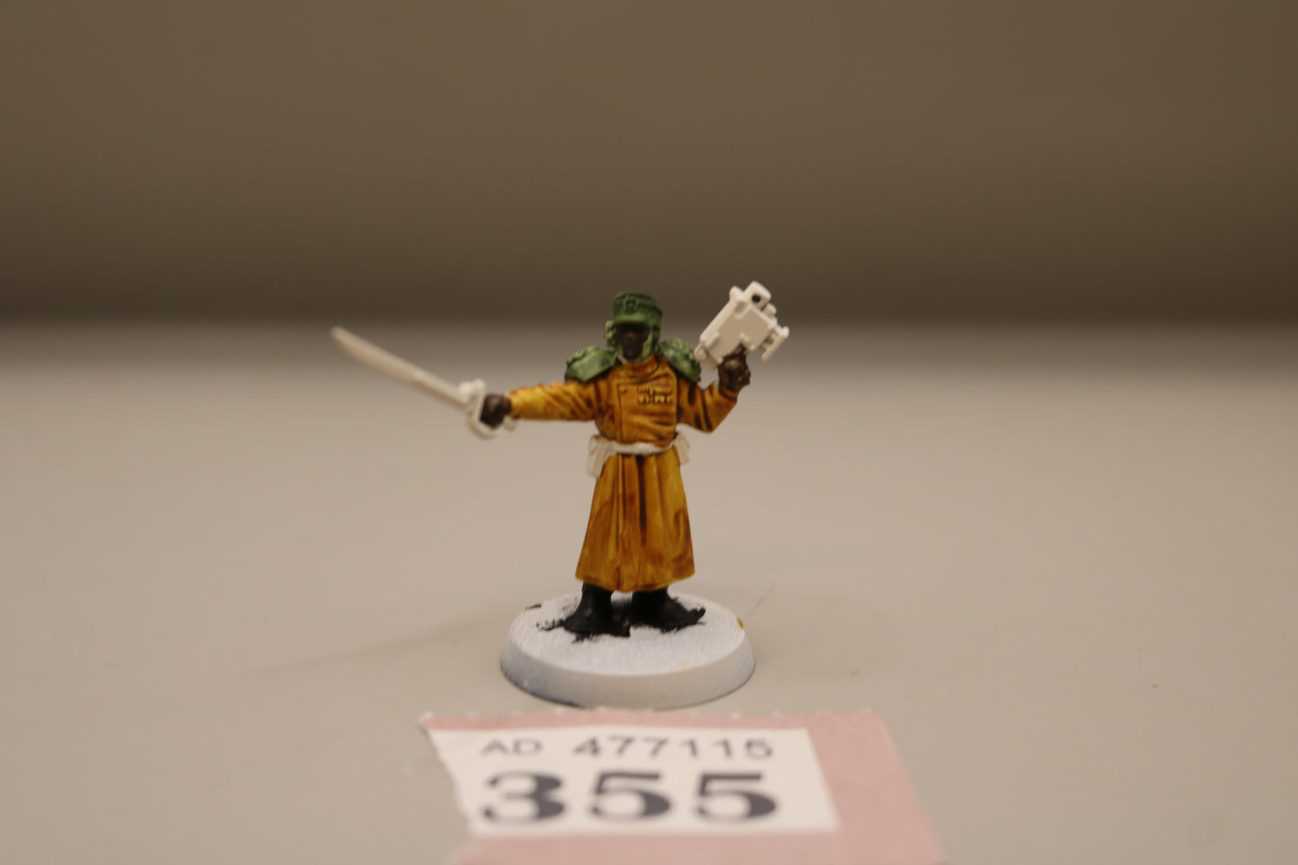 Baneblade Officer #355 Astra Militarum Warhammer 40k