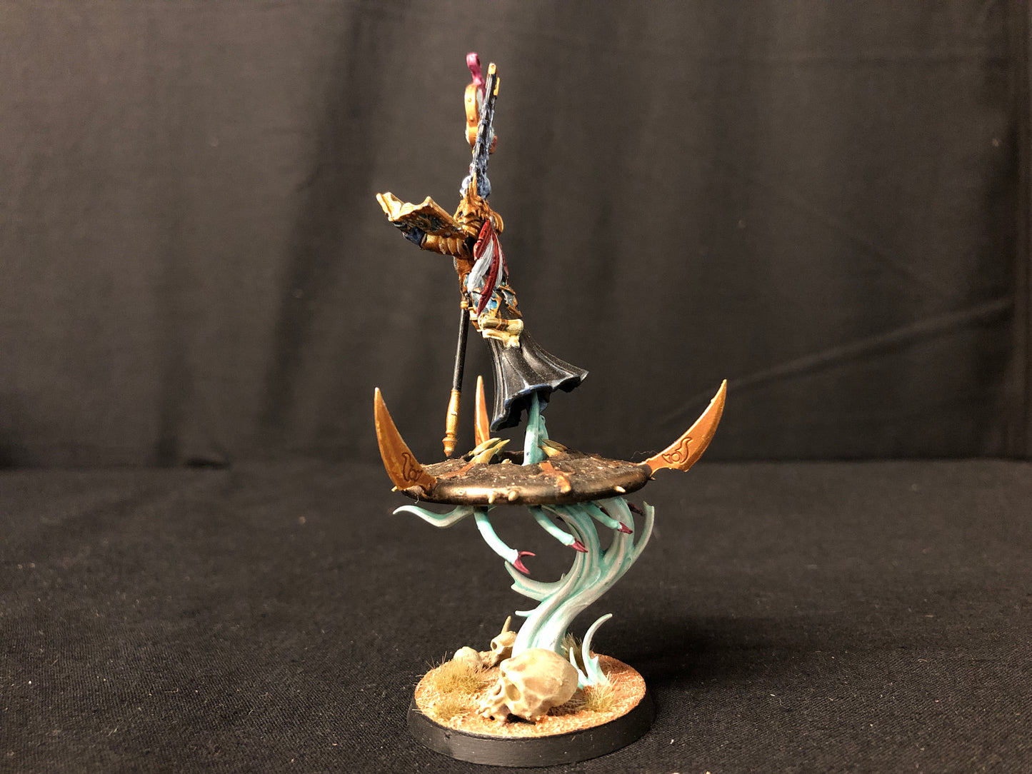 Gaunt Summoner on Disc of Tzeentch #218 VERYWell Painted Slaves to Darkness AOS Warhammer 40k