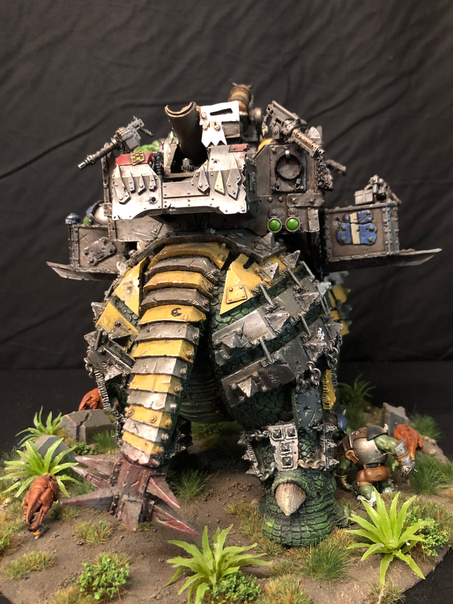 Gargantuan Squiggoth FORGEWORLD #370 Well Painted Orks Warhammer 40k