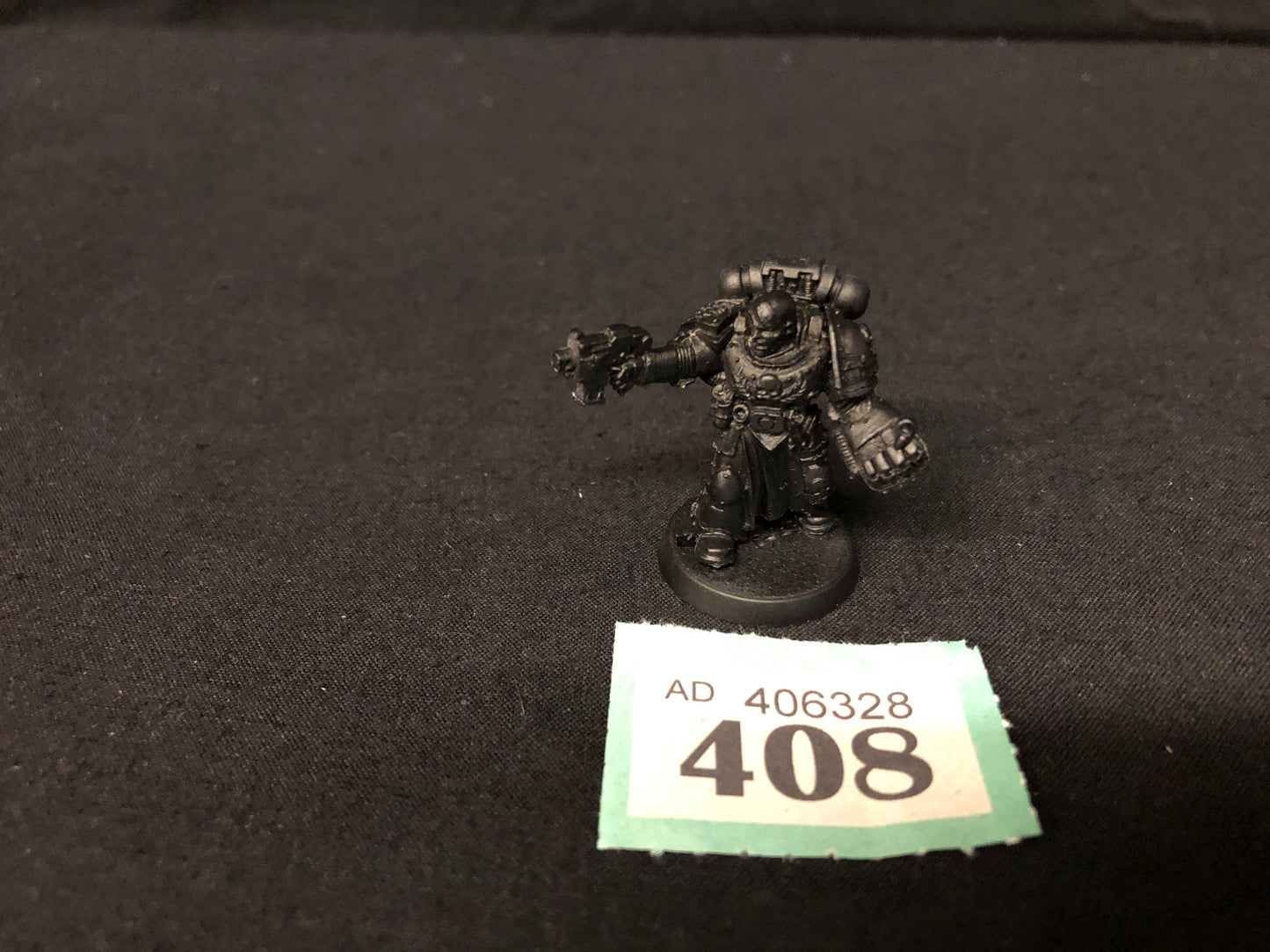 Captain with Power Fist #408 Space Marines Warhammer 40k
