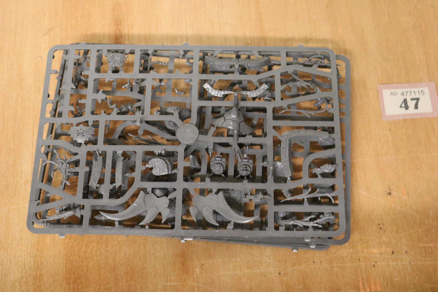 Bastiladon 47 Seraphon Warhammer 40k Age of Sigmar
