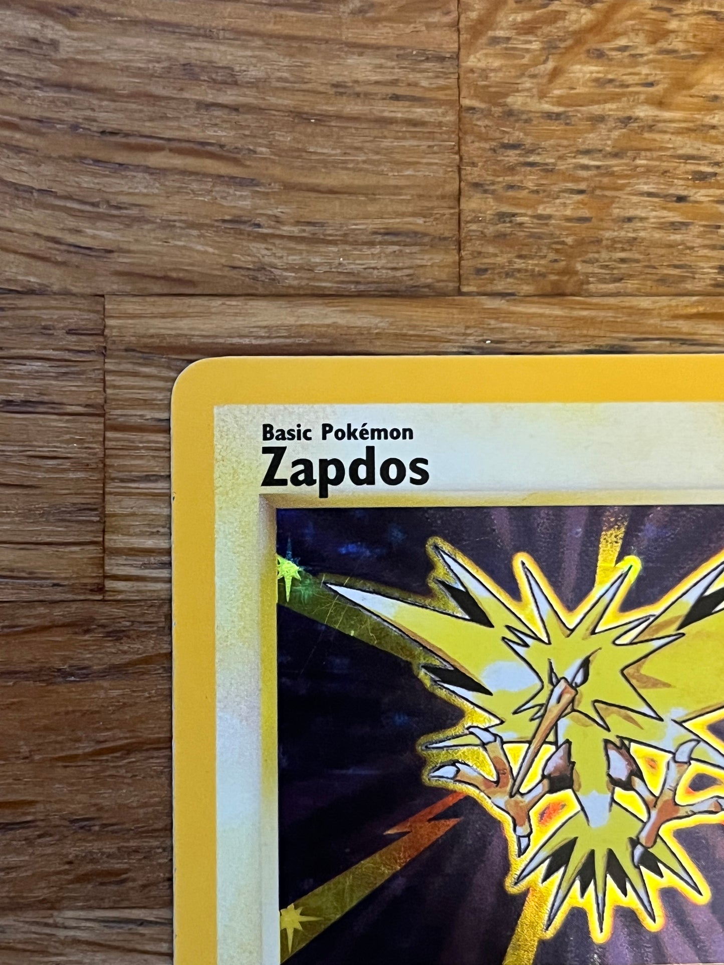 Zapdos Holo 16/102 Base Set NM Single Pokémon Card