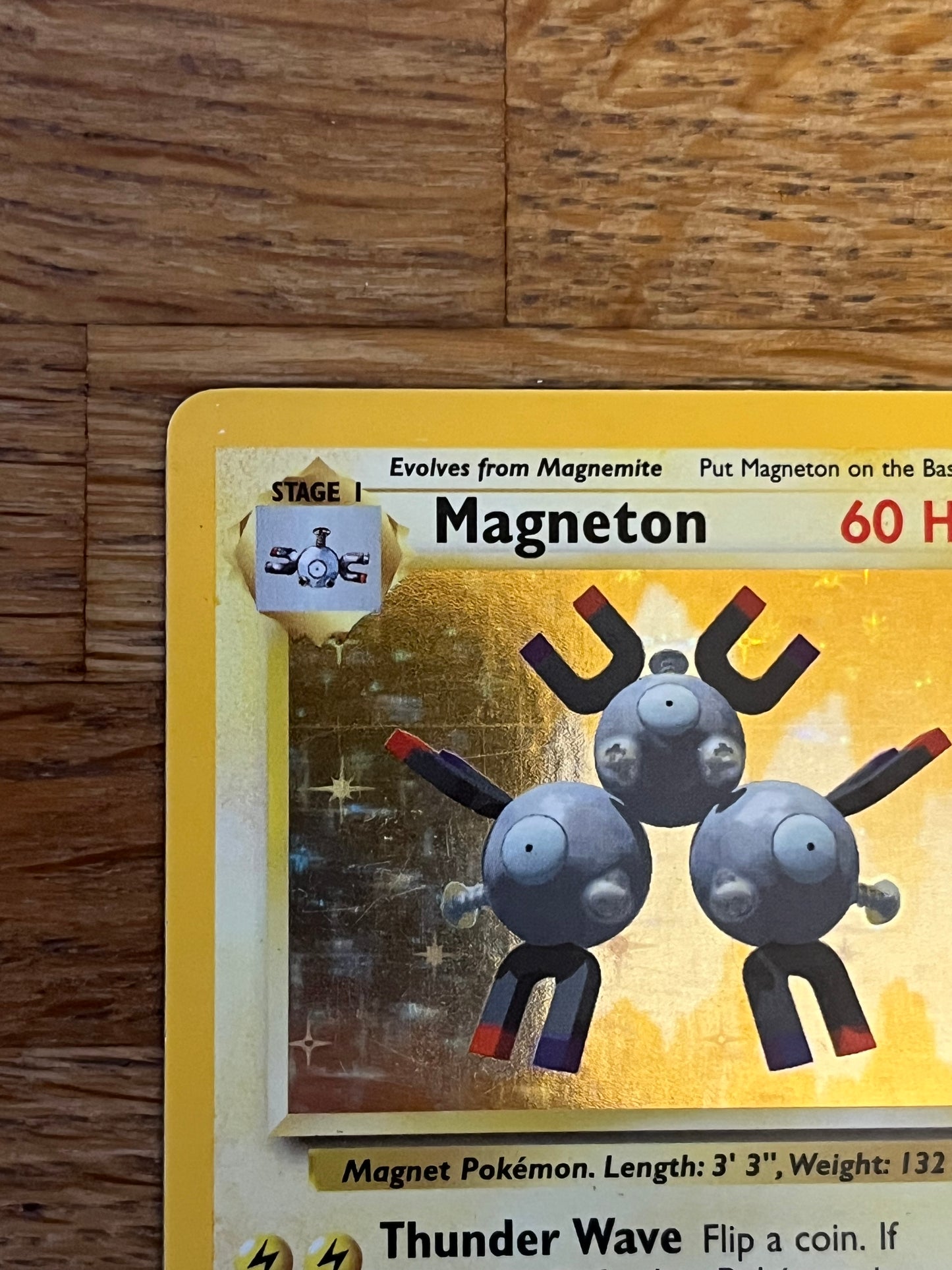 Magneton Holo 9/102 Base Set NM Single Pokémon Card