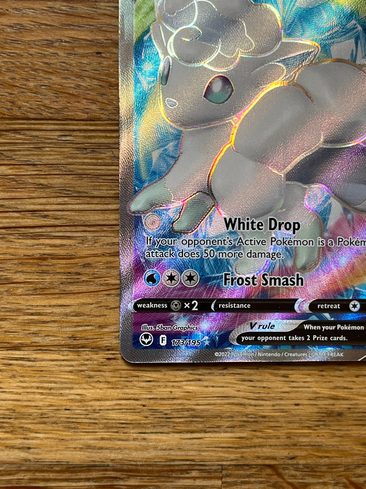 Alolan Vulpix V 173/195 Silver Tempest NM /Single Pokémon Card