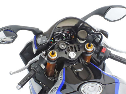 Yamaha YZF-R1M Superbike