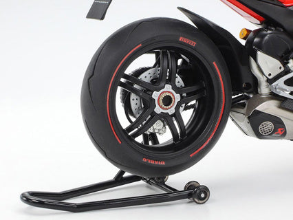 1/12 Ducati Superleggera V4