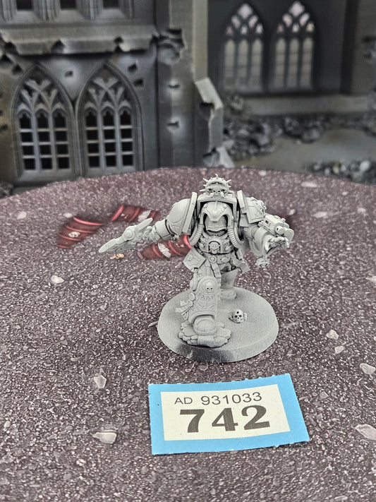 Primaris Librarian in Terminator Armour #742 Space Marines Warhammer 40k