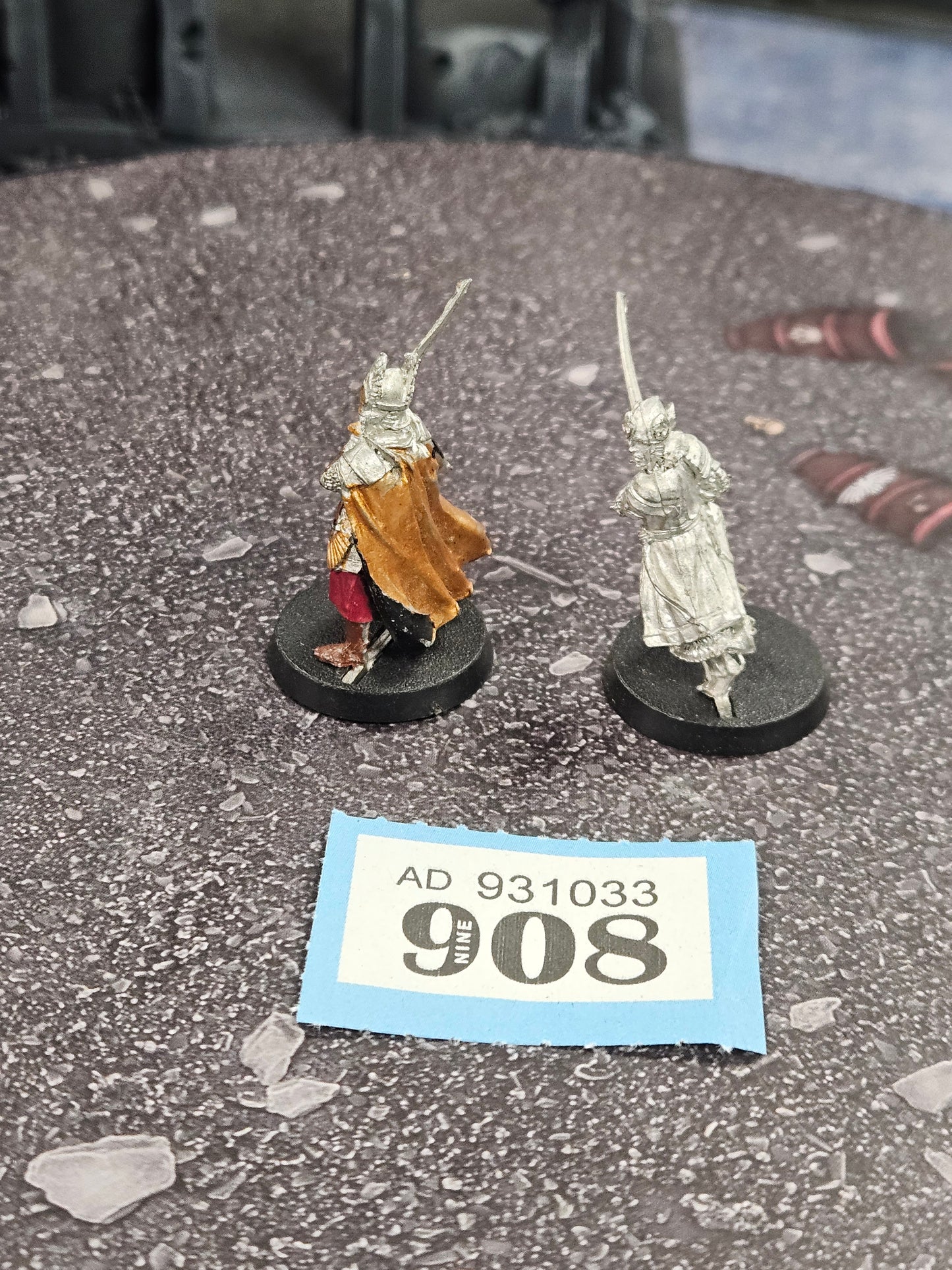 Elendil + Isildur #908 Good MESBG LOTR Warhammer 40k