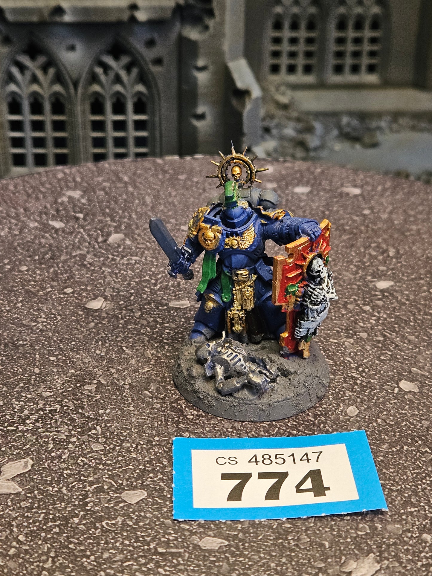 * Bladeguard Captain #774 Space Marines Warhammer 40k