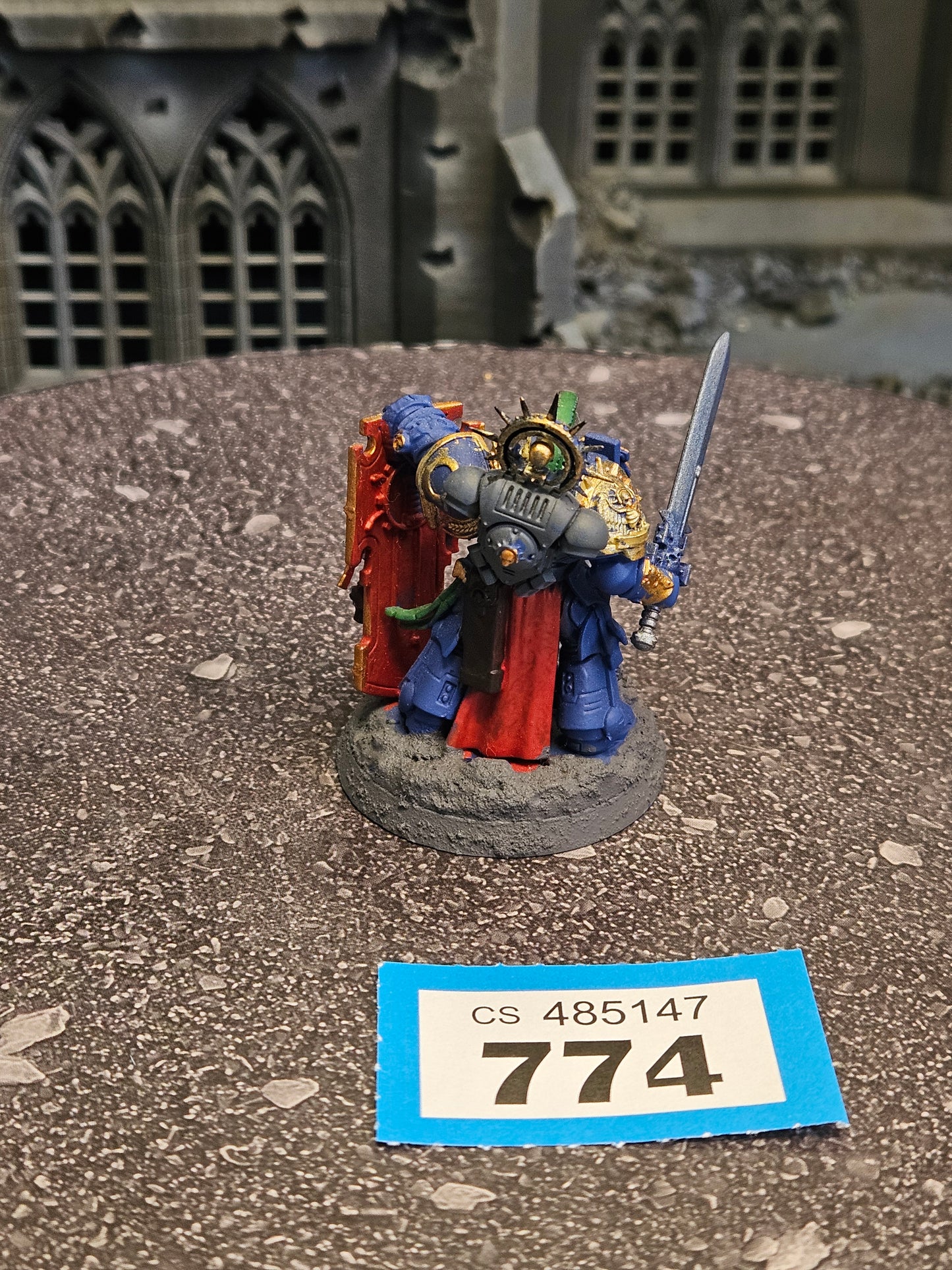 * Bladeguard Captain #774 Space Marines Warhammer 40k