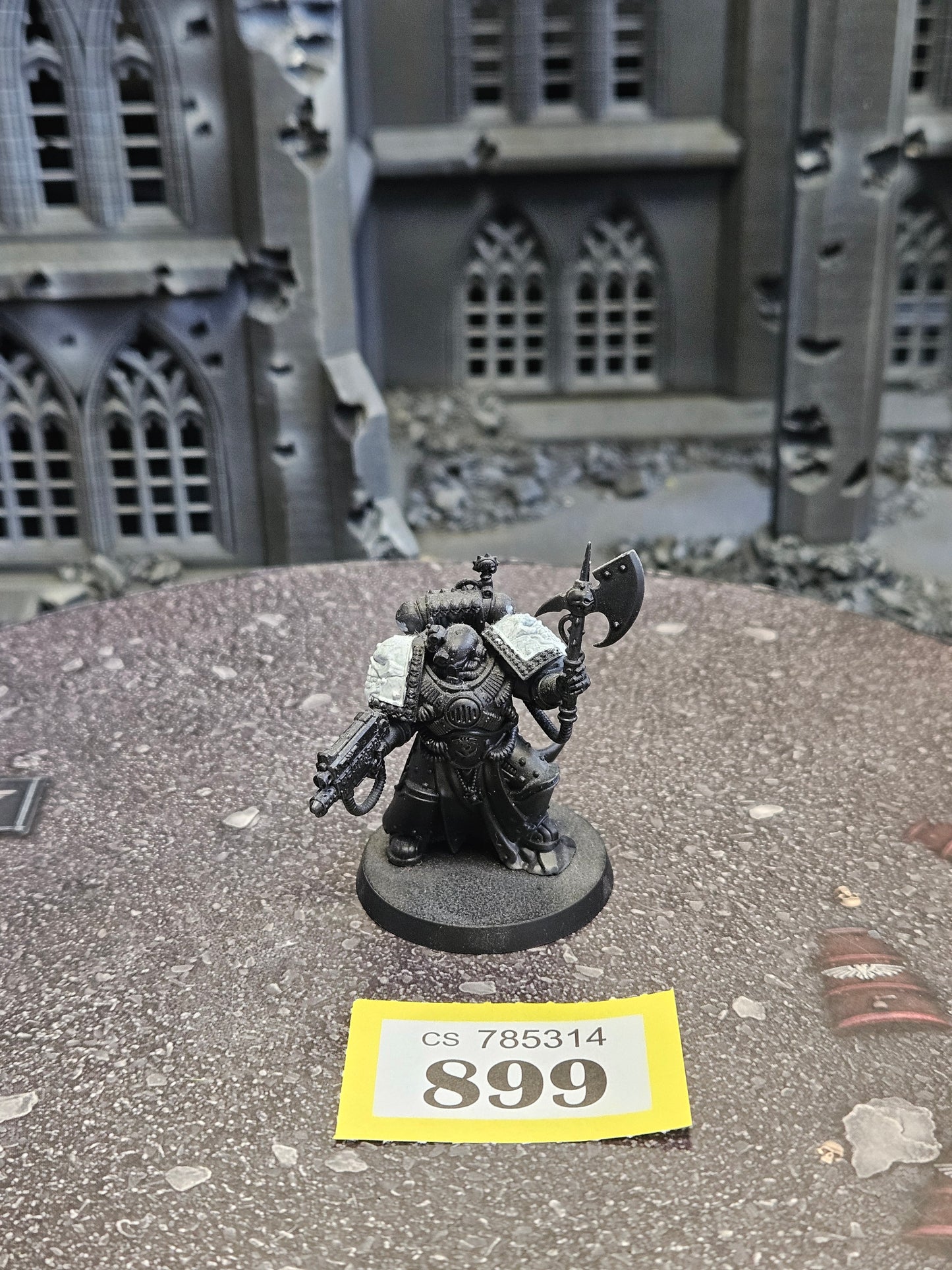 * Black Templars Castellan #899 Space Marines Warhammer 40k