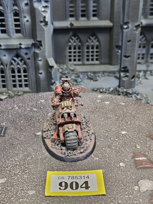 * Outrider #904 Space Marines Warhammer 40k