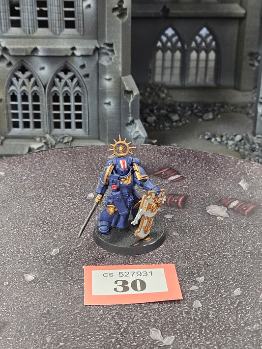 * Primaris Bladeguard Captain #30 Space Marines Warhammer 40k