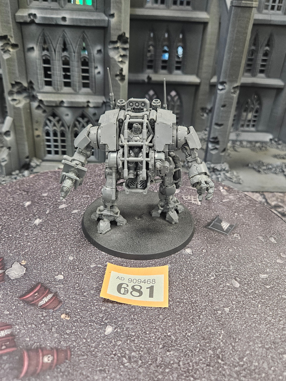Primaris Invictor Tactical Warsuit #681 Space Marines Warhammer 40k