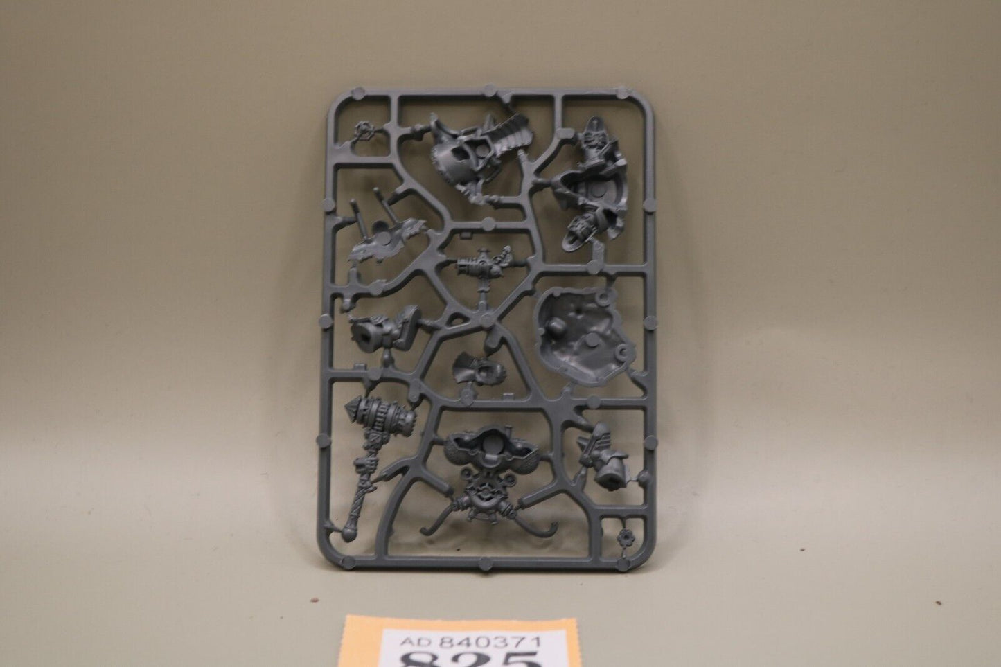 Arkanaut Admiral On Sprue 825 Kharadron Warhammer 40k Age of Sigmar