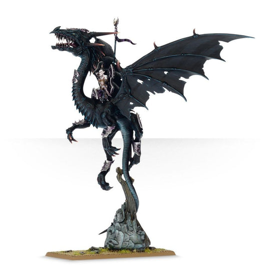 Sorceress on Black Dragon / Dreadlord on Black Dragon