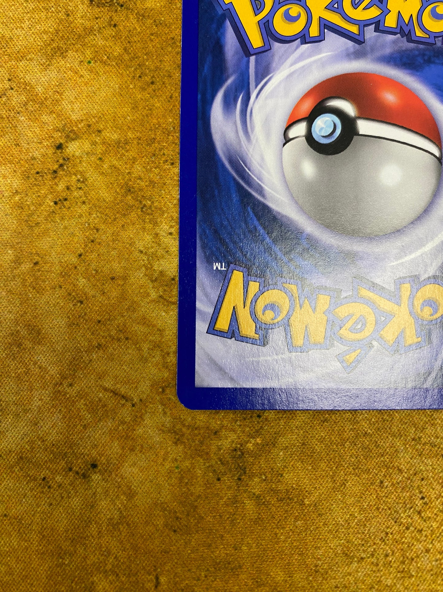 Kingdra Holo H14/H32 Aquapolis Single Pokémon Card