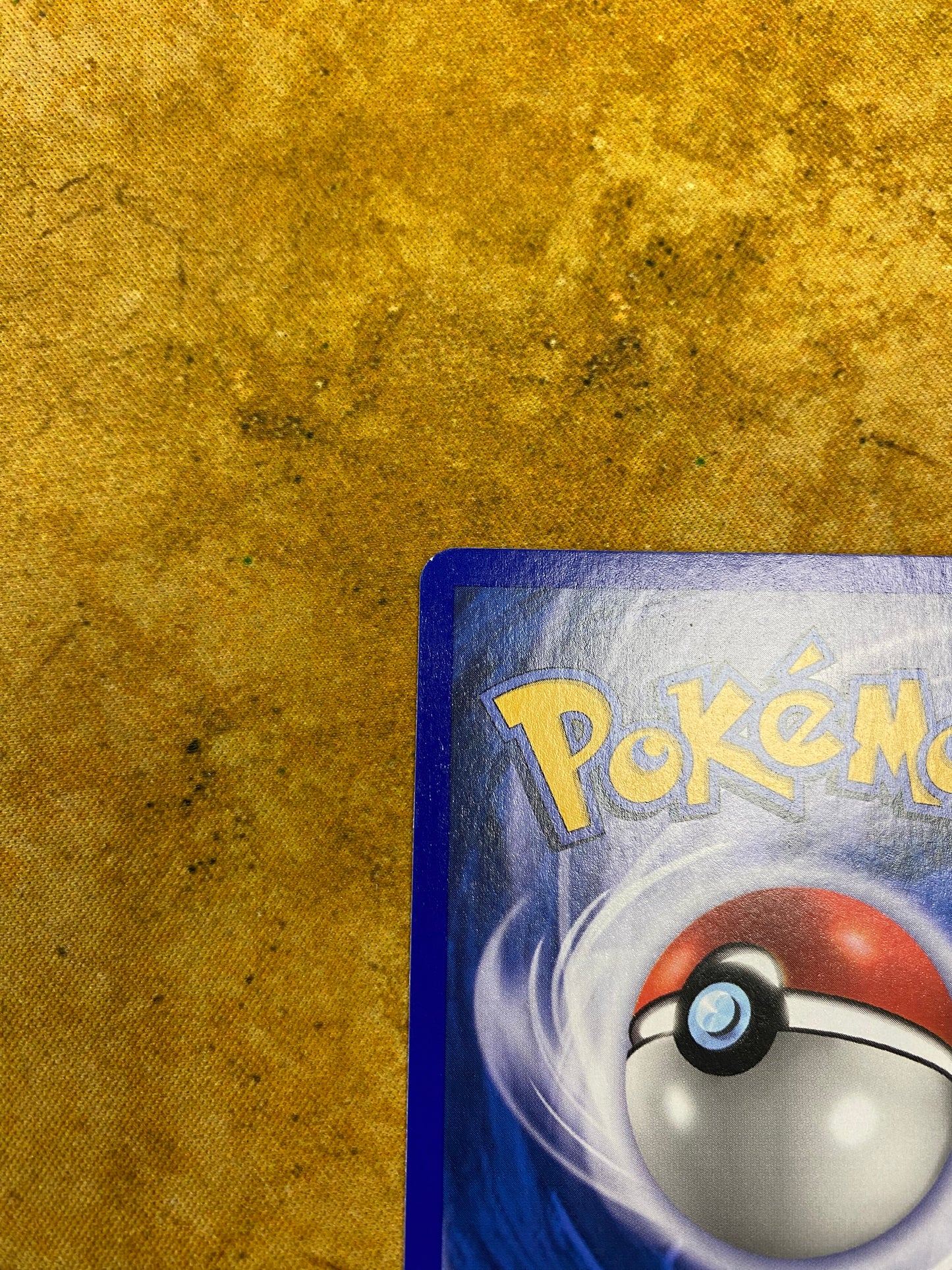 Kingdra Holo H14/H32 Aquapolis Single Pokémon Card
