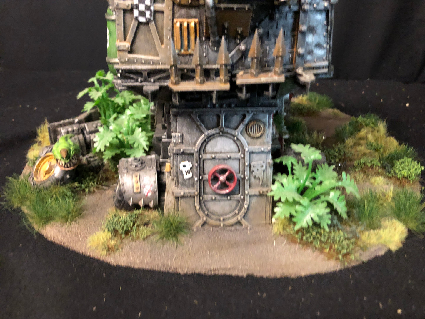 big ed bossbunka  #974 VERY Well Painted Custom Base orks Warhammer 40k
