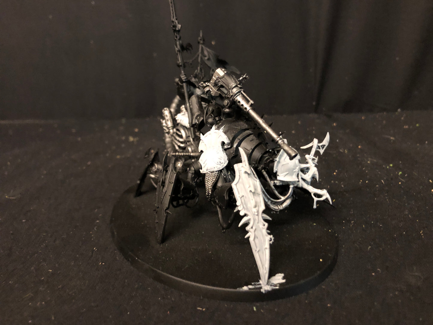 Lord Discordant on Helstalker #701 Chaos Space Marines Warhammer 40k