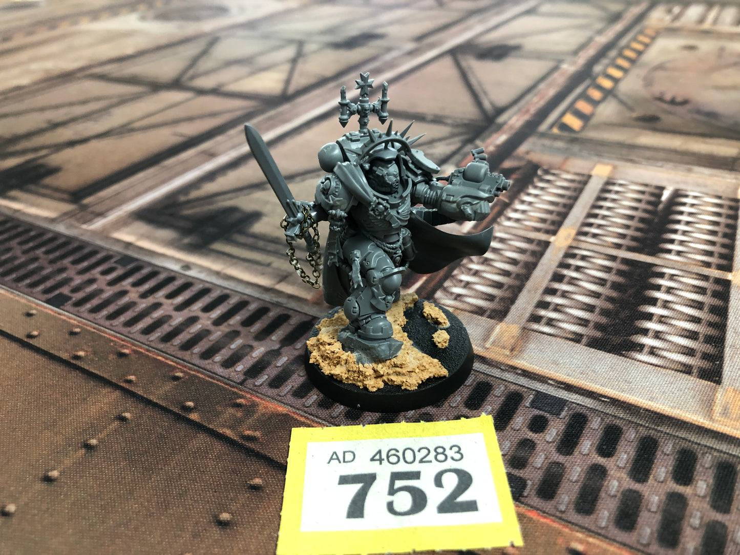 Primaris Captain in Gravis Armour #752 Space Marines Warhammer 40k