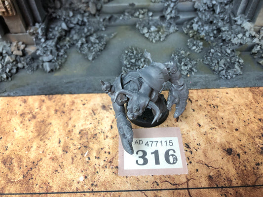 Blood Bowl Minotaur #316 Beastmen Old World Fantasy Warhammer 40k