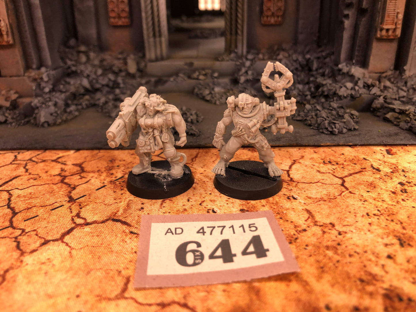 2x Servitors OOP #644 Adeptus Mechanicus Warhammer 40k