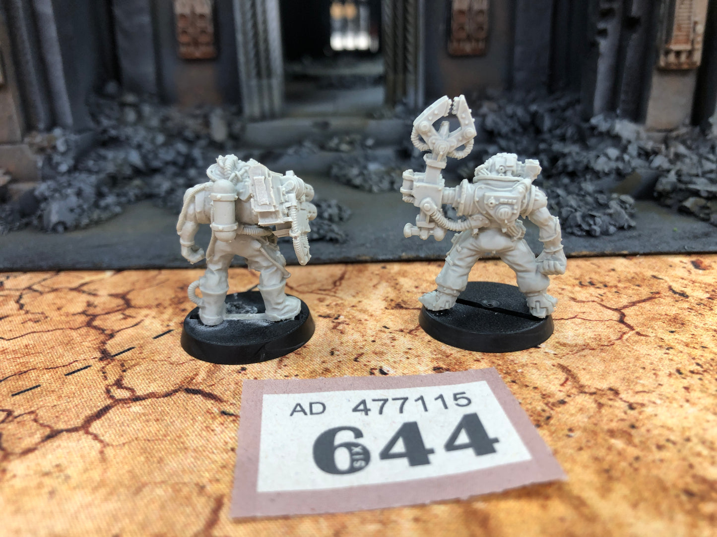 2x Servitors OOP #644 Adeptus Mechanicus Warhammer 40k