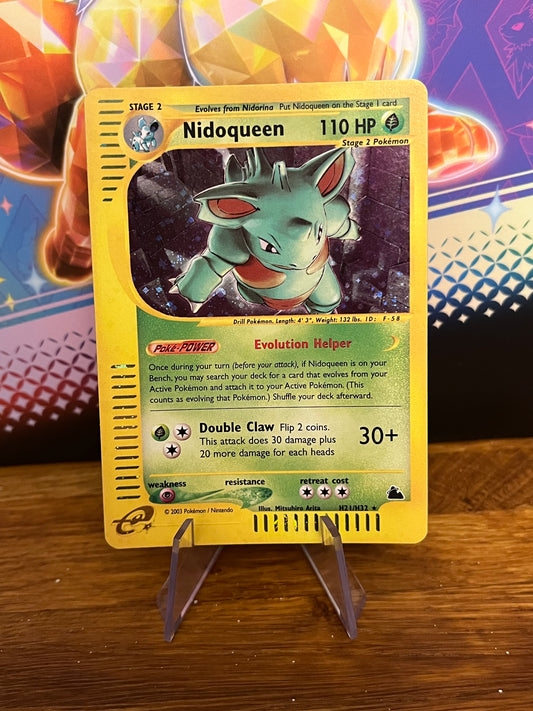 Nidoqueen Holo H21/H32 Skyridge NM Single Pokémon Card