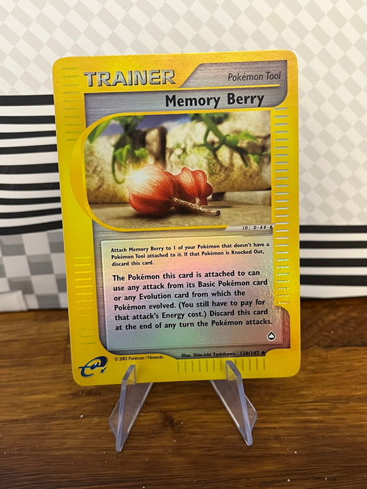 Memory Berry 128/147 Reverse Holo Aquapolis Single Pokémon Card