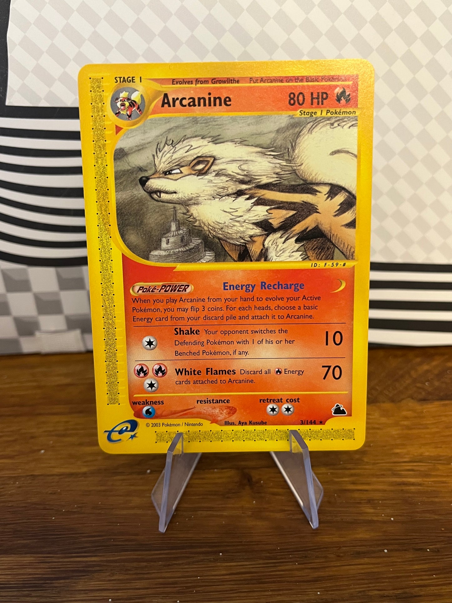 Arcanine 3/144 Skyridge NM Single Pokémon Card