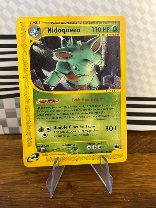 Nidoqueen 22/144 Skyridge NM Single Pokémon Card