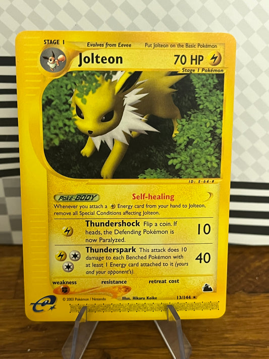 Jolteon 13/144 Skyridge NM Single Pokémon Card