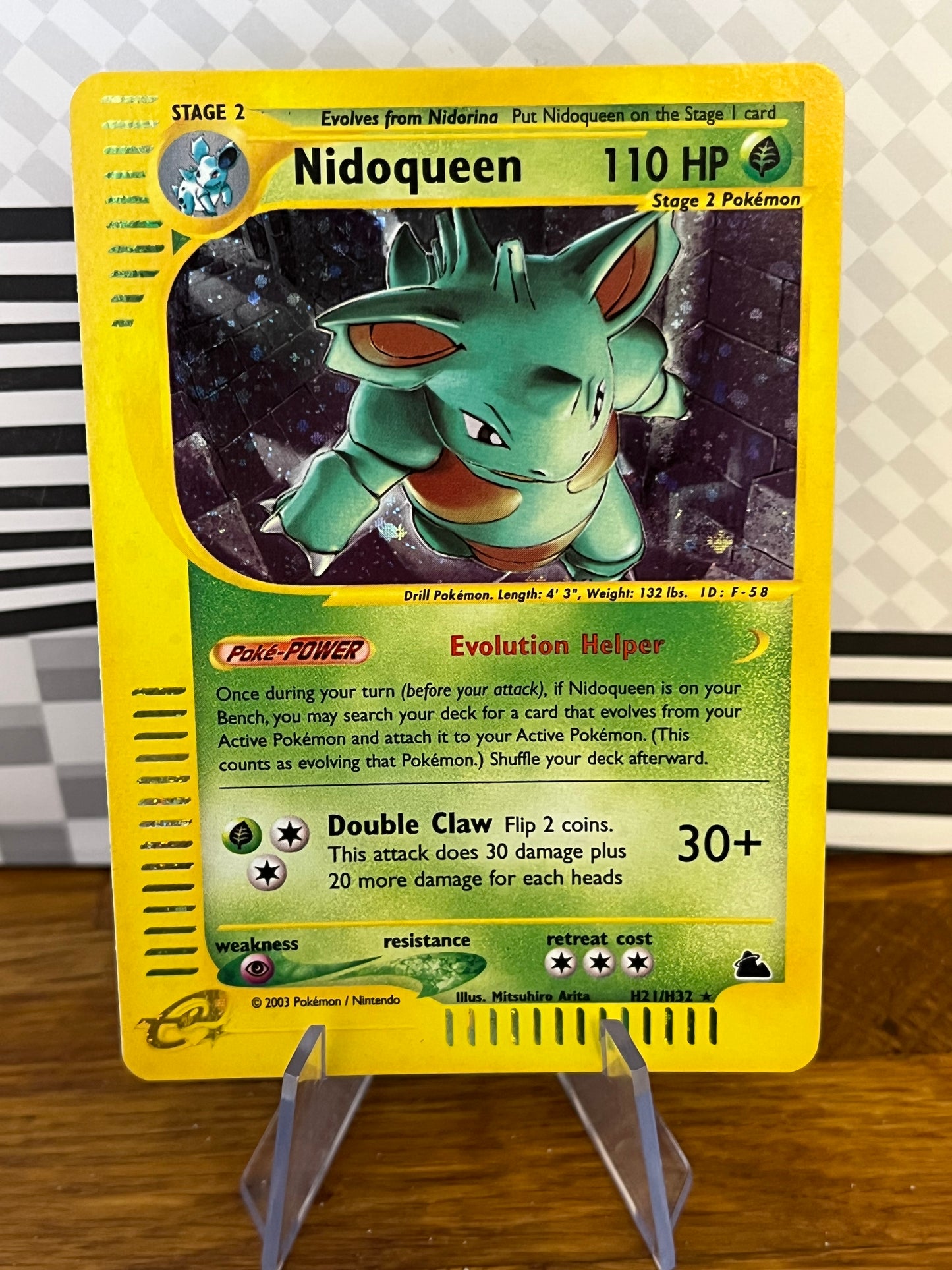 Nidoqueen H21/H32 Skyridge NM Single Pokémon Card