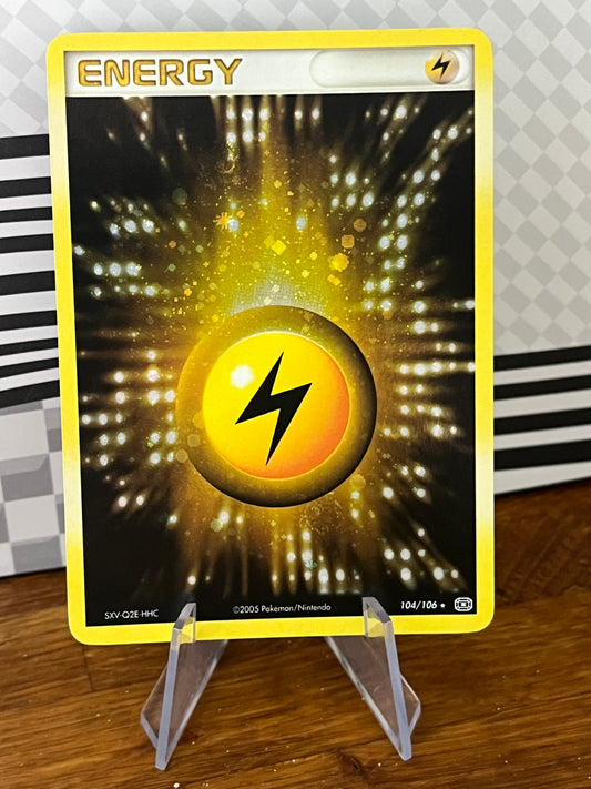 Lightning Energy 104/106 Holo EX Emerald NM Single Pokémon Card
