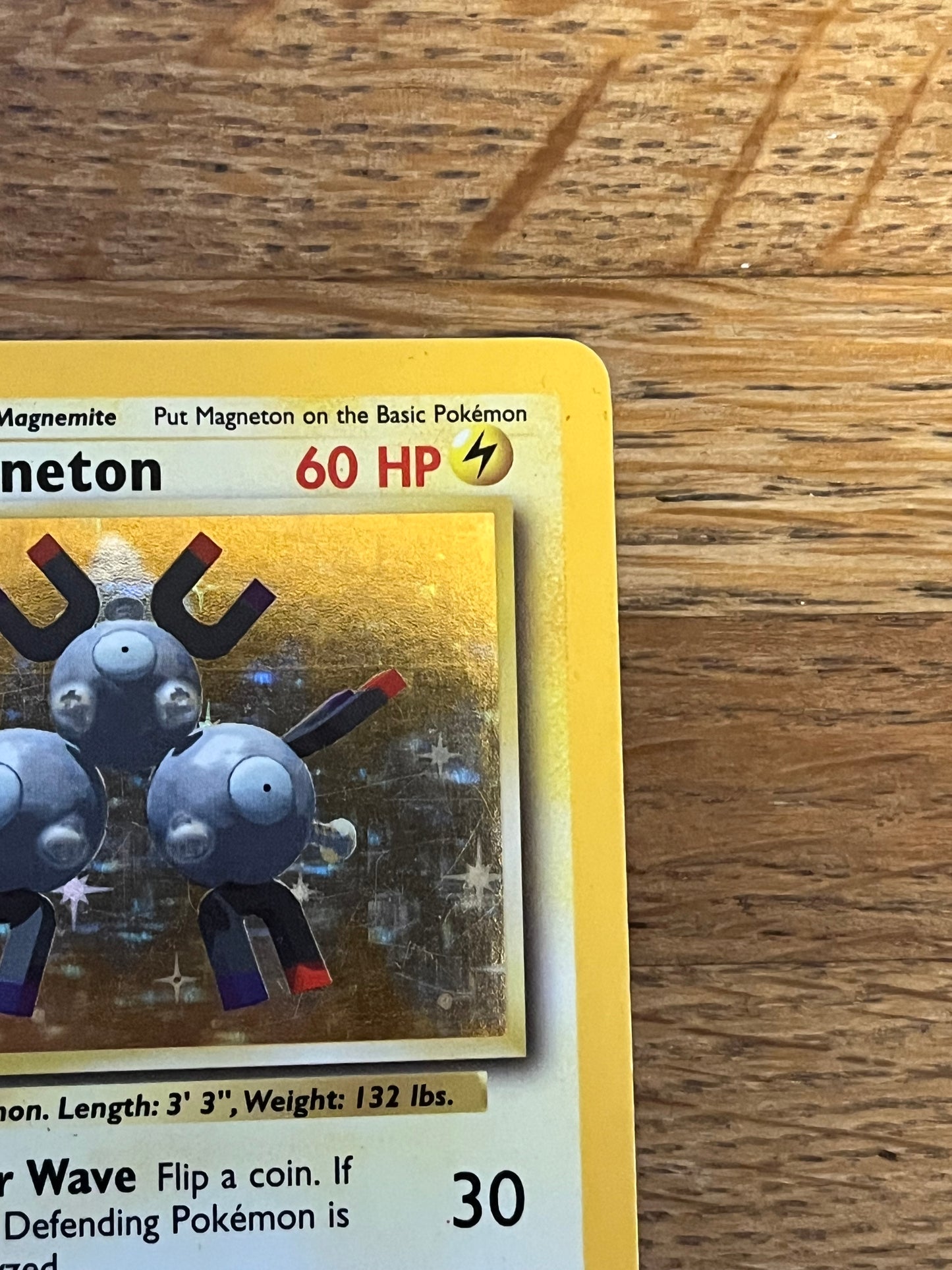 Magneton Holo 9/102 Base Set NM Single Pokémon Card