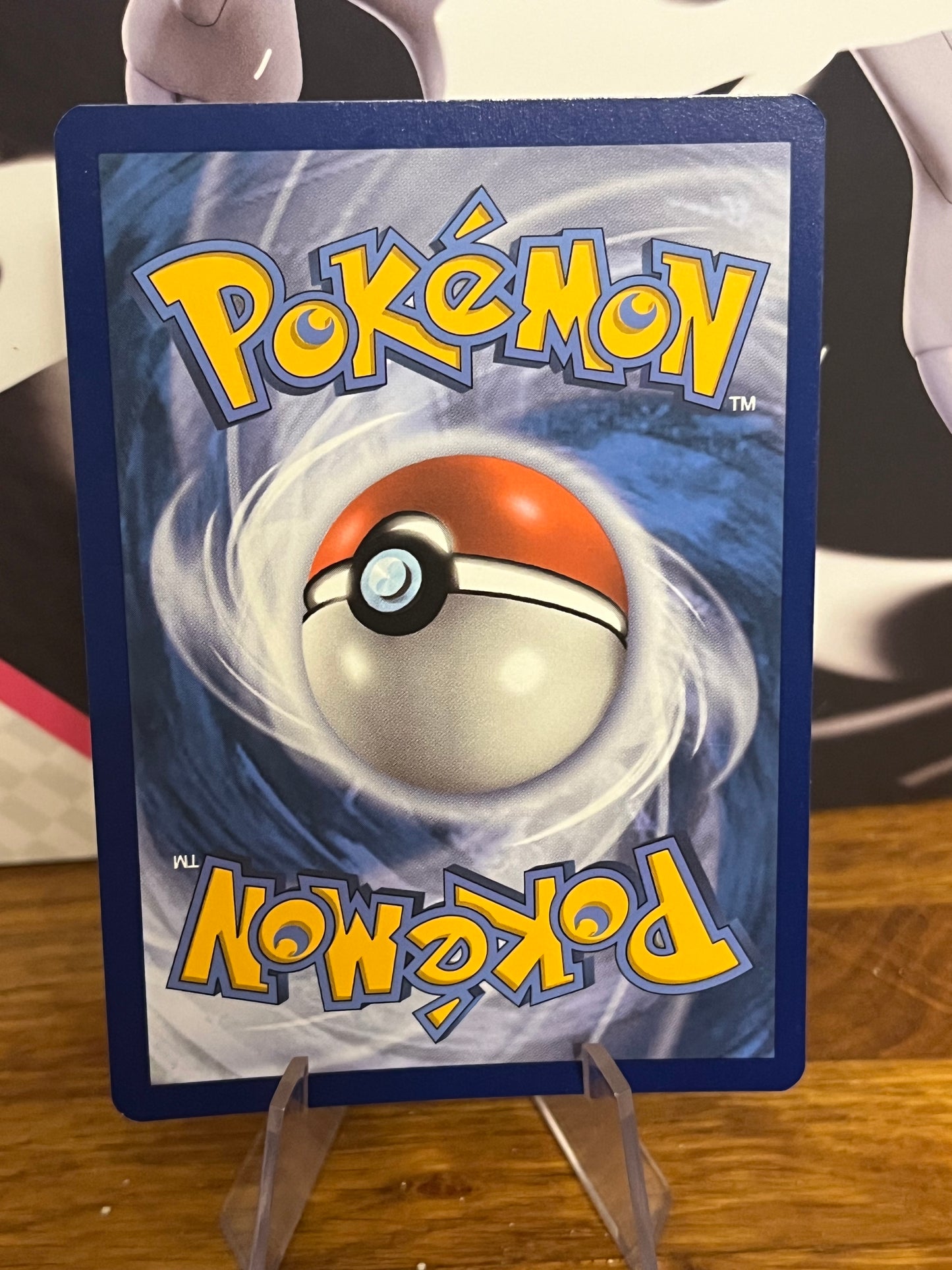 Charizard 025/185 Holo Vivid Voltage NM Single Pokémon Card