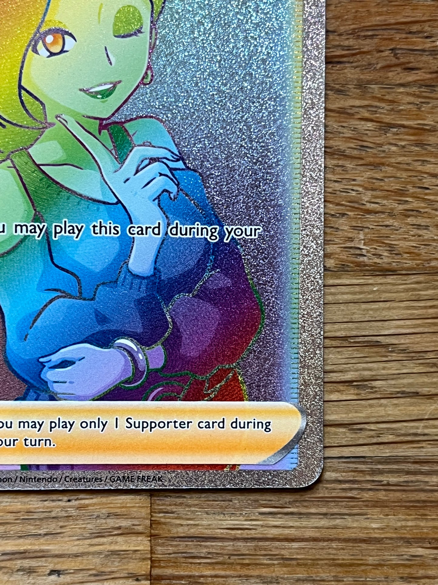 Beauty 194/185 Rainbow Rare Vivid Voltage NM Single Pokémon Card