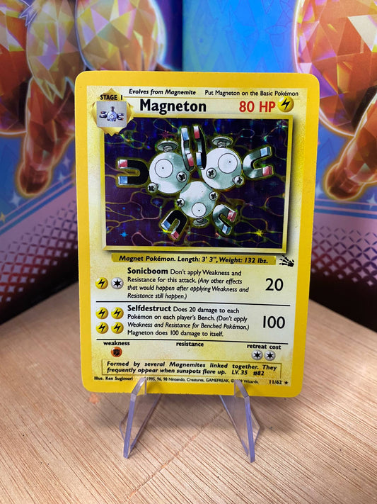 Magneton Holo 11/62 Fossil Single Pokémon Card